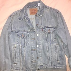 Levi’s jean jacket (women’s)